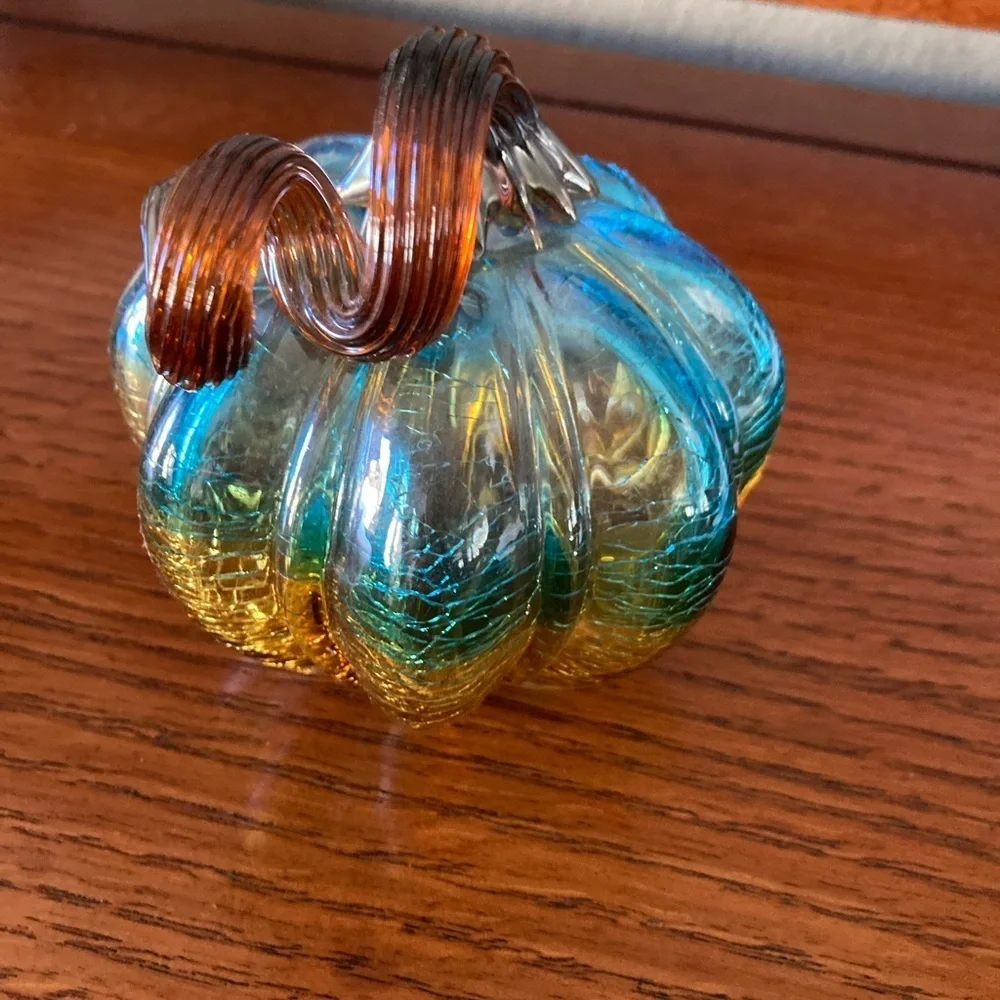 Art Glass Pumpkin Pier One hand blown Thanksgiving 5 1/2”